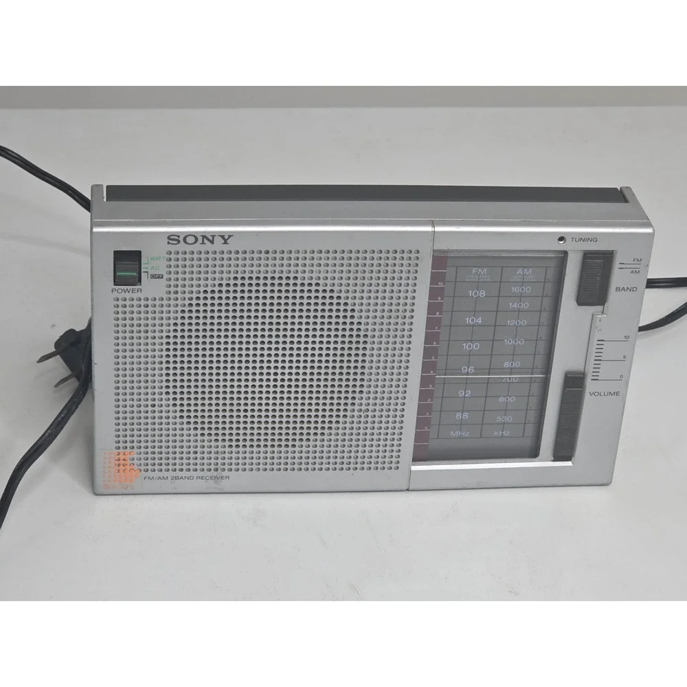 Sony ICF-710W FM/AM 2 Band Receiver Radio Portable Tested Working Vinatge